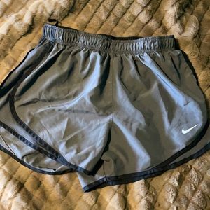 Nike Dri-Fit Tempo Running Shorts Grey / Black